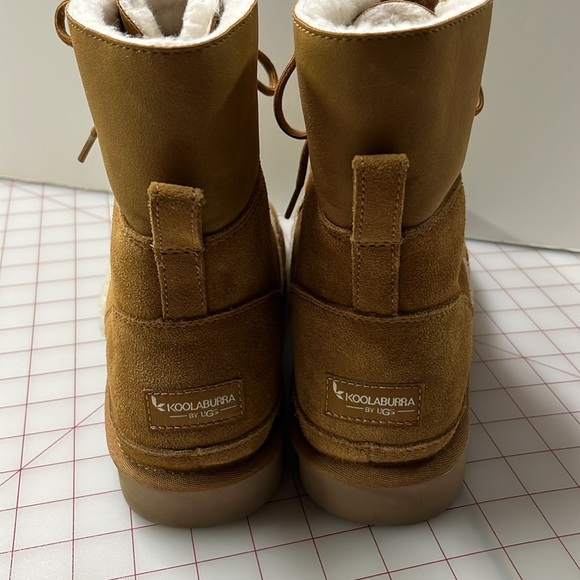 KOOLABURRA by UGG "Advay" Urban/Boho Chestnut Tan Suede Round Lace Up Boots 10 - Picture 10 of 16
